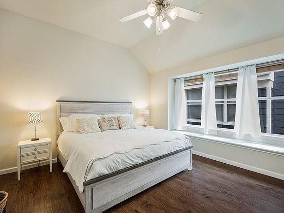 2nd image of 1513 Lacewing Dr