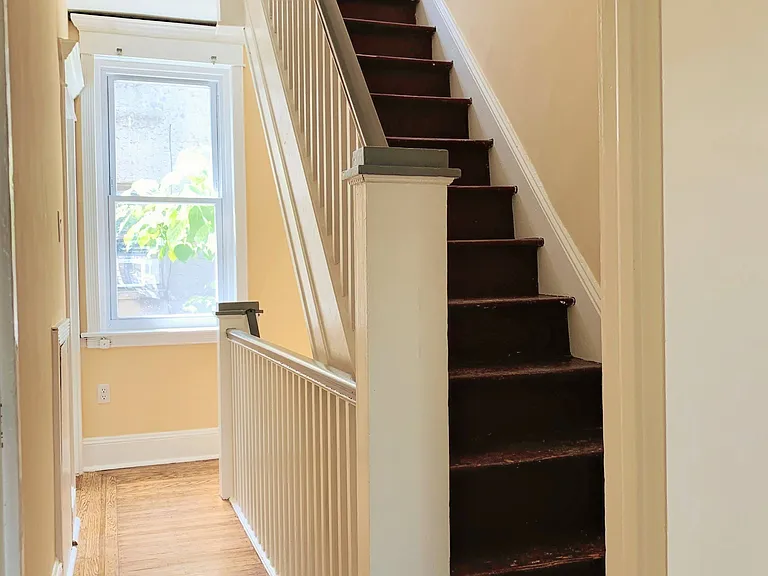 730 S Percy St — Photo 3