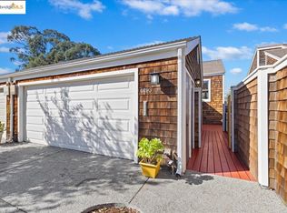 4493 Montgomery St #6, Oakland, CA 94611