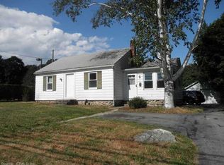 562 Long Hill Rd, Groton, CT 06340