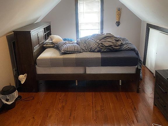 3rd image of 116 241st St #2
