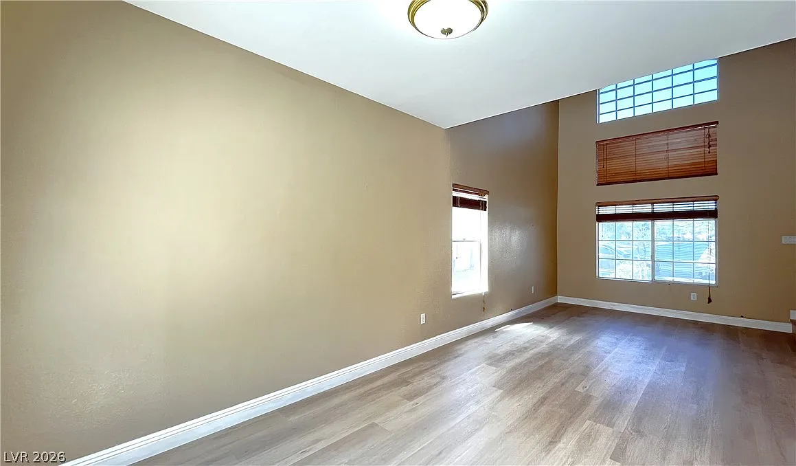 3 bed, 2.5 bath, 1879 sqft, $1,950 — Photo 4