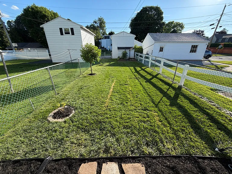 307 S Whiteoak St — Photo 21