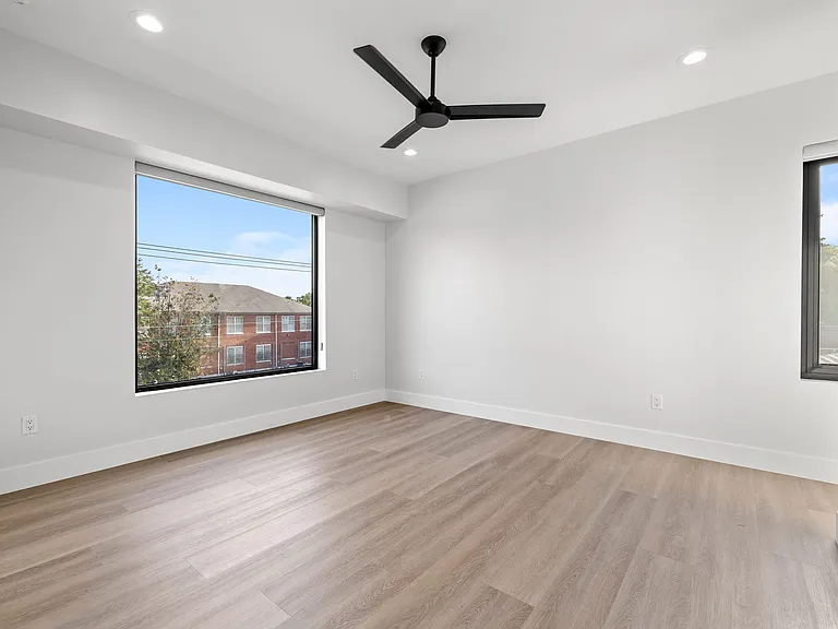 2507 N Massachusetts Ave #2 — Photo 13