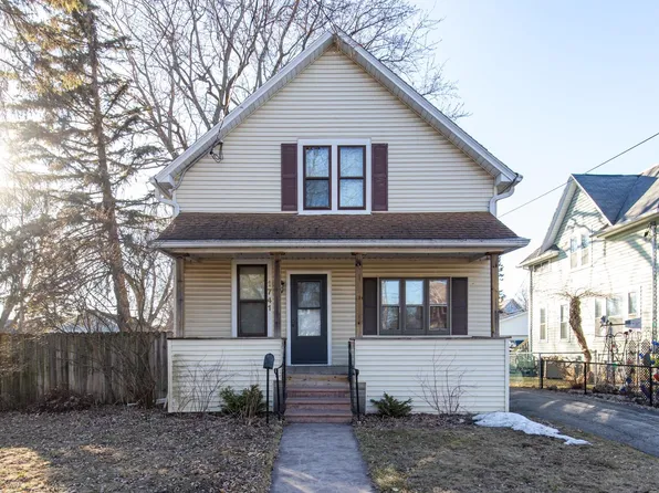 1741 N Oneida St, Appleton, WI 54911