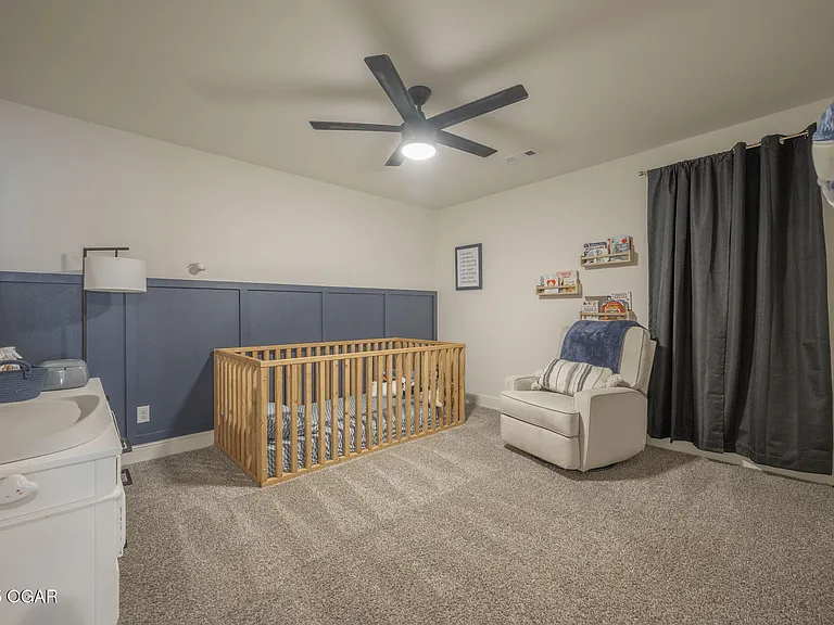 2110 Greystone Sq — Photo 15