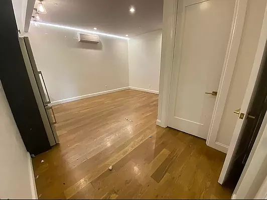 Rented by Brooklyn Group | media 37