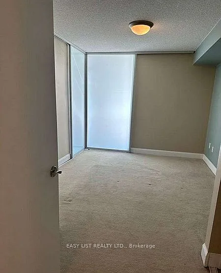 2191 Yonge St #804 — Photo 6