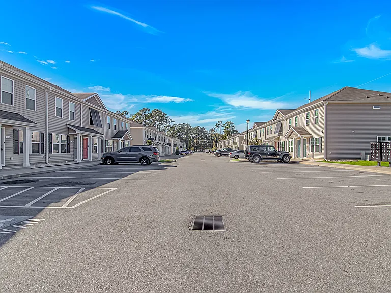 Coastal Wind Townhomes — Photo 24