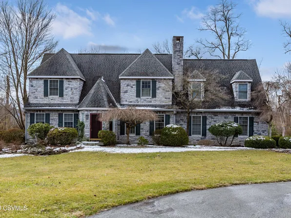 73 Fairview Dr, Danville, PA 17821