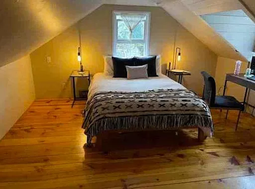 Upstairs Master