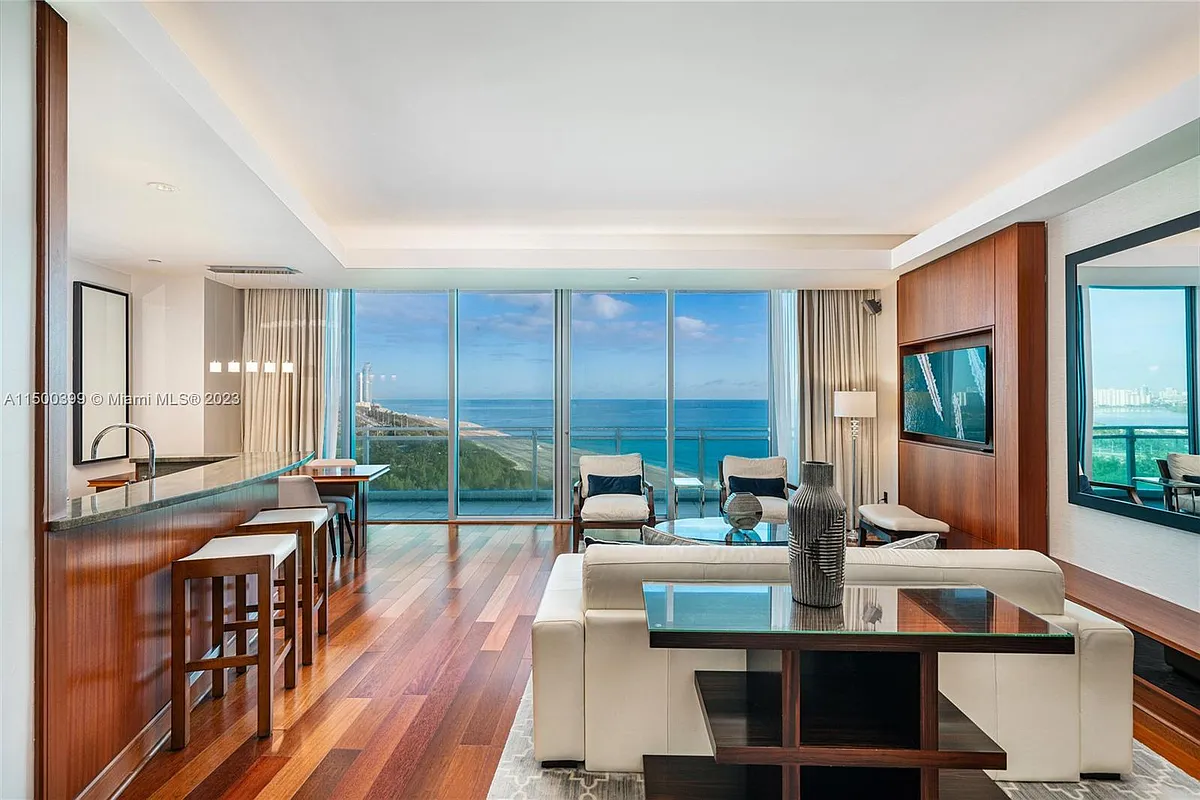 Building Photo - 10295 Collins Ave #1217