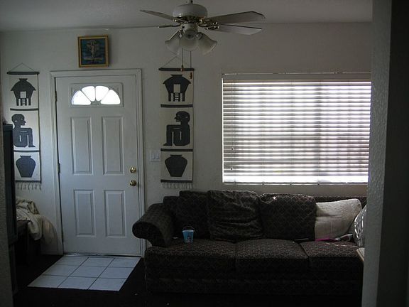#625 Living Room