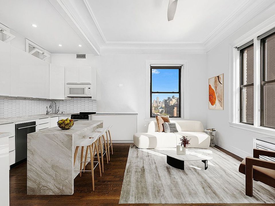 1st image of 140 W 69th St #101