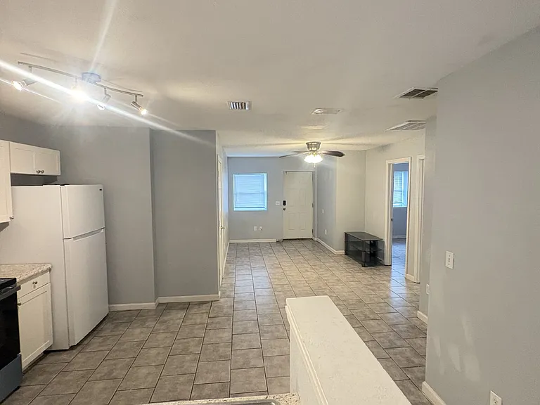 1717 Harris St #2 — Photo 5