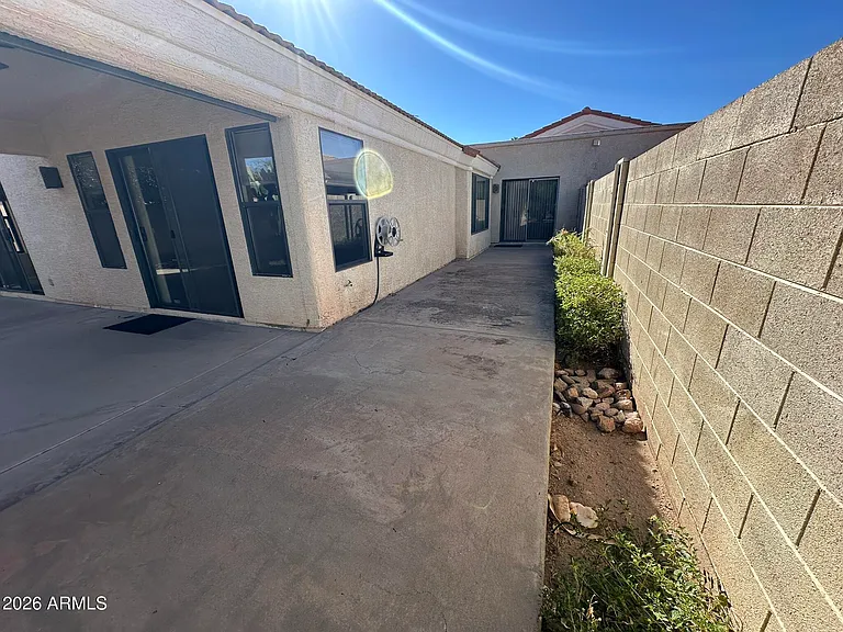 14462 N Sherwood Dr #B — Photo 27