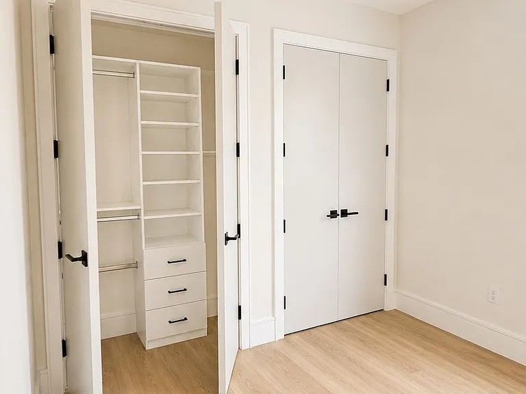43 Elmwood Ave N #1 — Photo 10