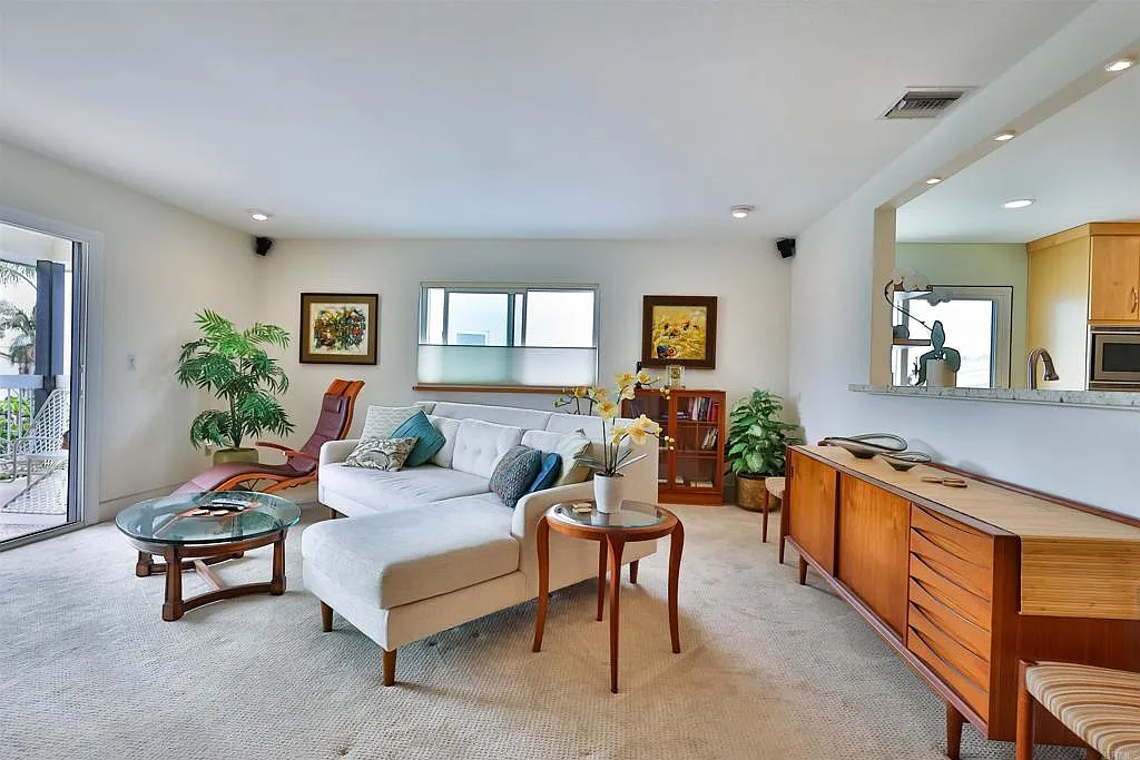 2 bed, 1545 sqft, $6,200 — Photo 1