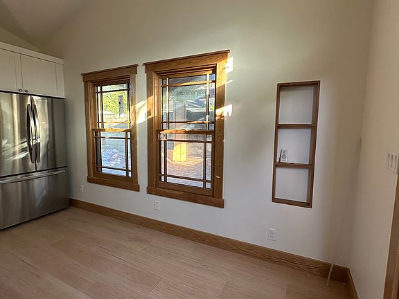 North side wall with built in shelves