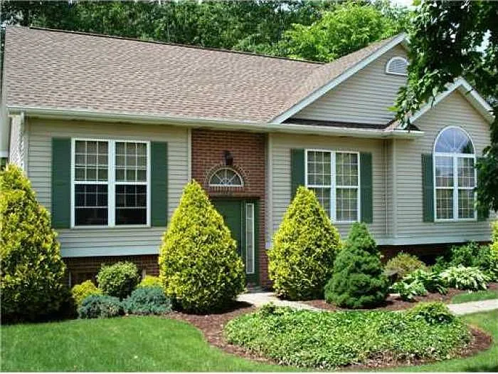 1145 Acorn Dr photo 1