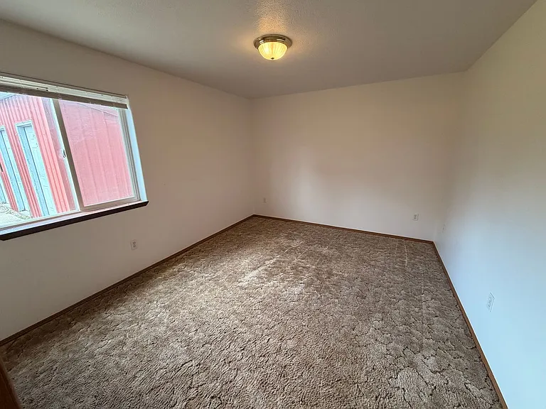 6105 North Regal Street — Photo 9