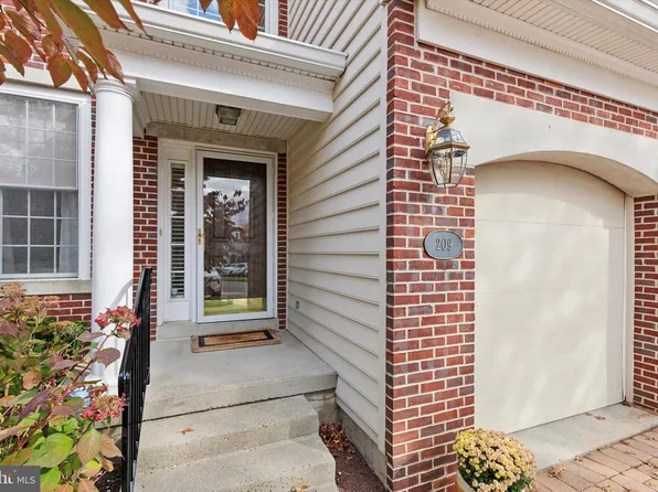 209 Westminster Pl, Ambler, PA 19002