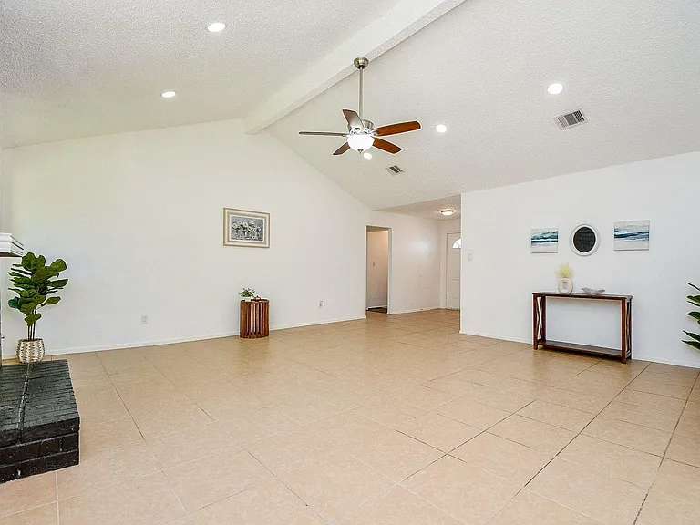 7203 Santa Rita Dr — Photo 9