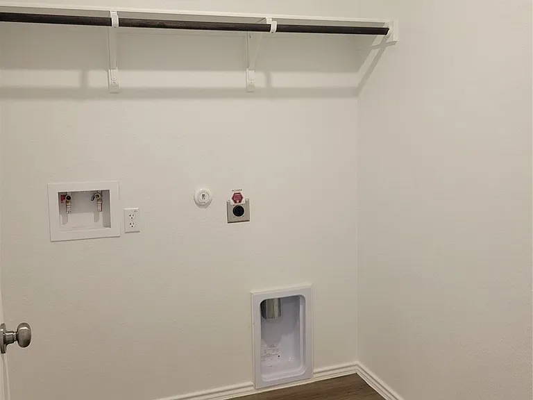 623 Waterway Ave — Photo 12