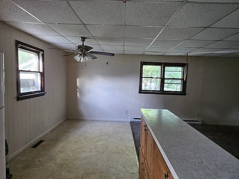 41 S Lakeview Ave — Photo 16