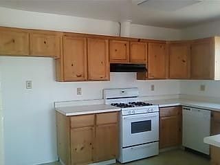 3rd image of 3599 Davis Dr