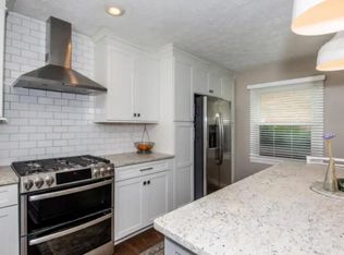 4314 Lynnbrook Dr, Louisville, KY 40220