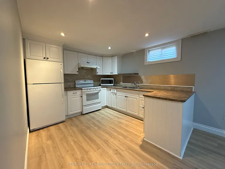 303 Wilson Rd N — Photo 8