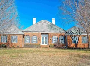 405 Shadow Ridge Cir, Simpsonville, SC 29681