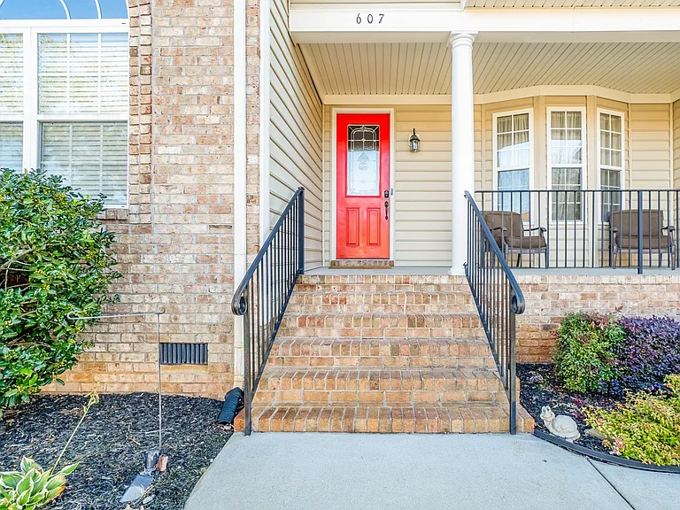 607 Calista Dr — Photo 20