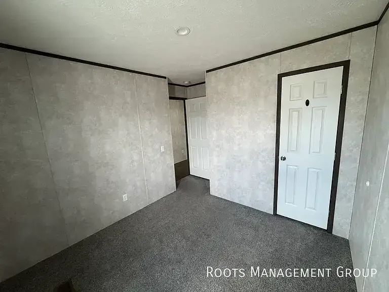 J5 Meadows Ct #J5 — Photo 21