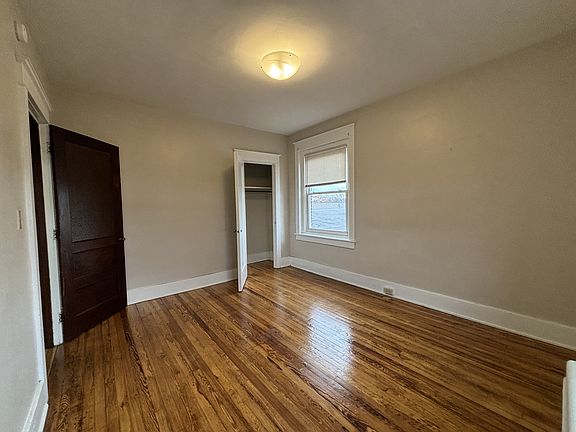 The bedroom with original hardroom