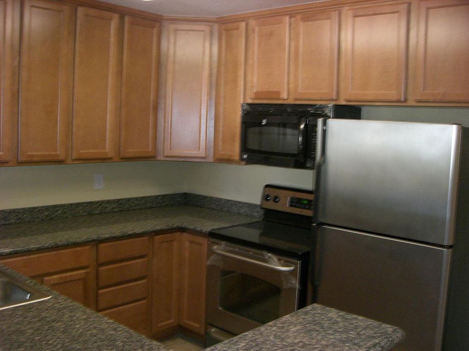 1st image of 3715 Tallyho Dr APT 100