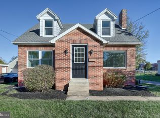 103 E Canal St, Dover, PA 17315