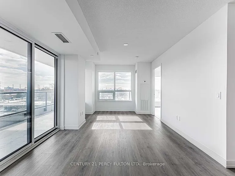 1480 Bayly St #513 — Photo 27