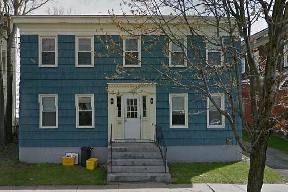 2nd image of 136 Beethoven St