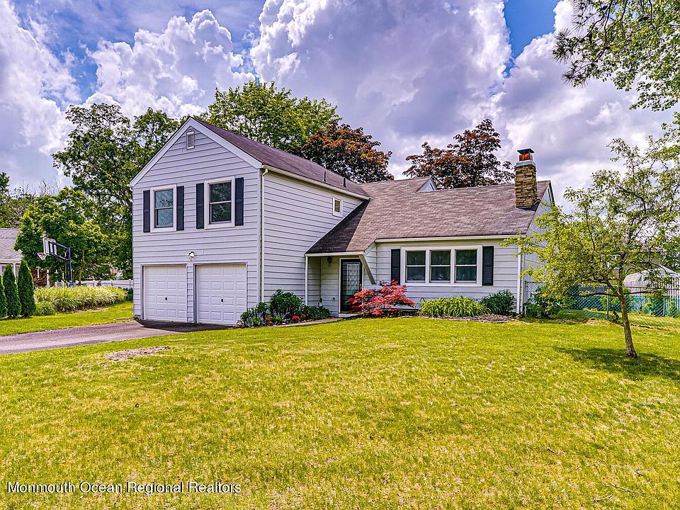 1st image of 908 Cherry Cove Ct