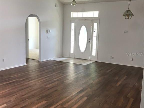 2nd image of 2091 Arbor Way St