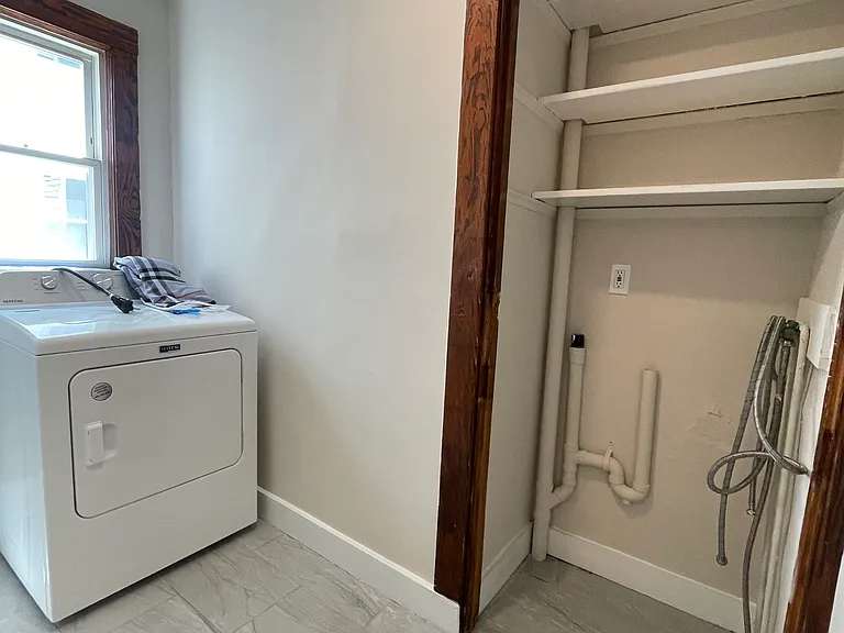 547 Hyde Park Ave #1 — Photo 18