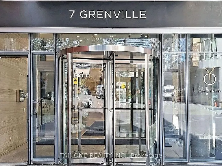 7 Grenville St #3610 — Photo 2
