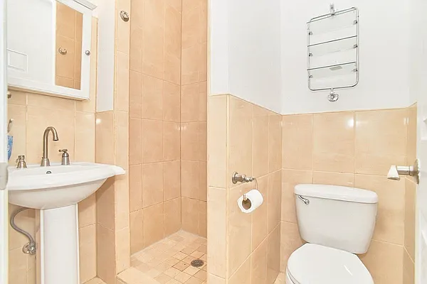 Rented by Living New York | media 11