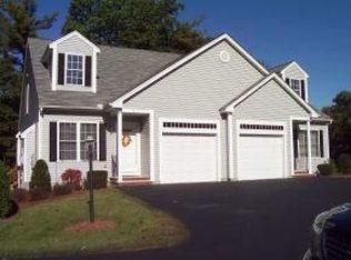 4 Blackburn Rd, Windham, NH 03087