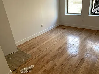 Rented by Tapiro Realty