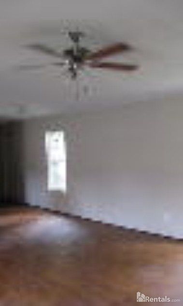2nd image of 1608 Wildwood St
