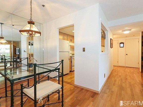 4th image of 360 Guerrero St APT 219