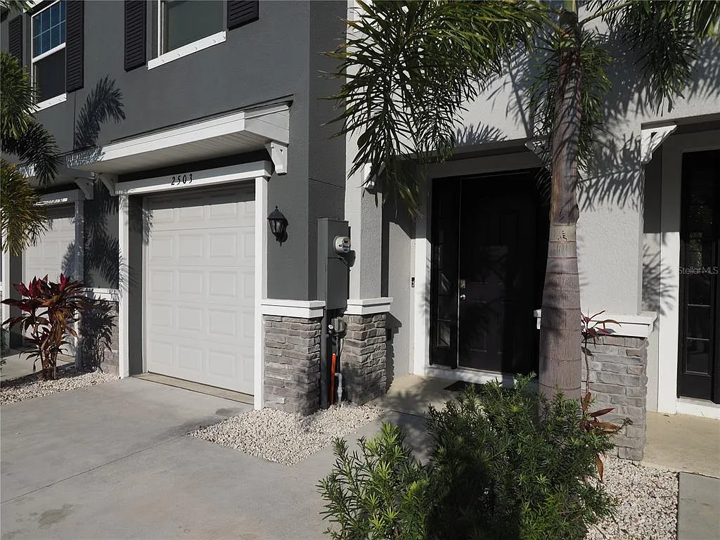 Building Photo - 2503 Midnight Pearl Dr